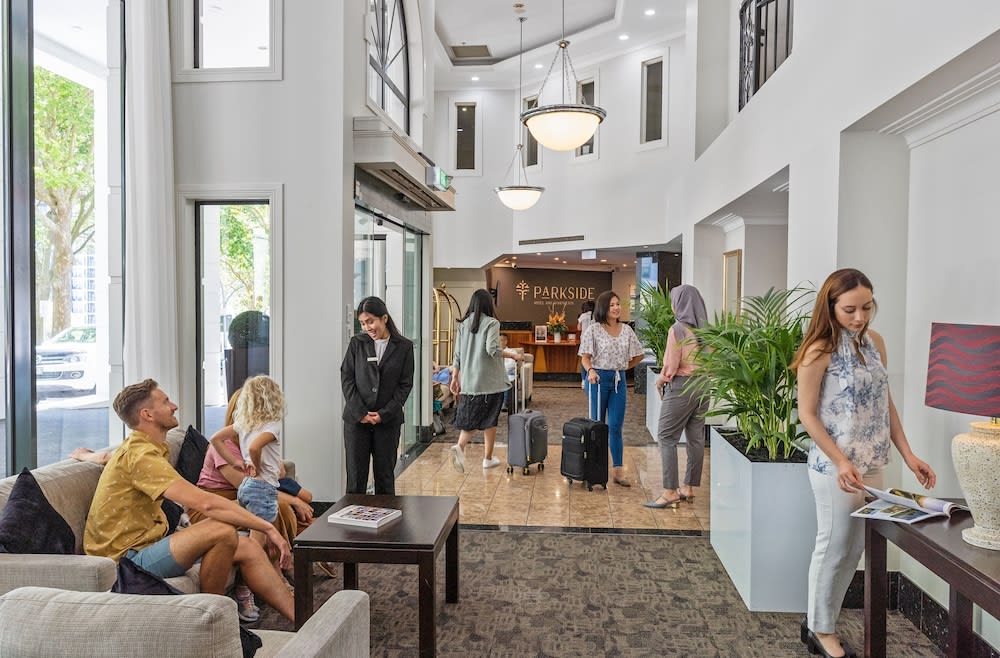 Parkside Hotel & Apartments 2