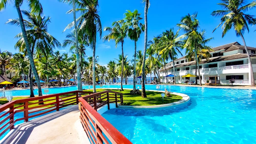 PrideInn Flamingo Beach Resort & Spa Mombasa 1