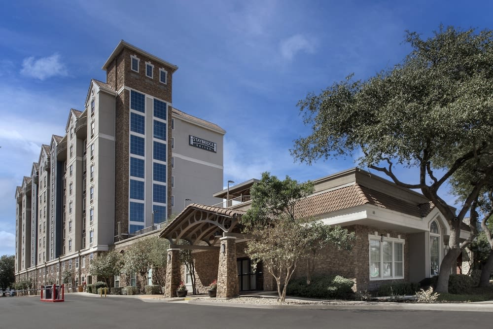Staybridge Suites SAN ANTONIO-AIRPORT by IHG 1