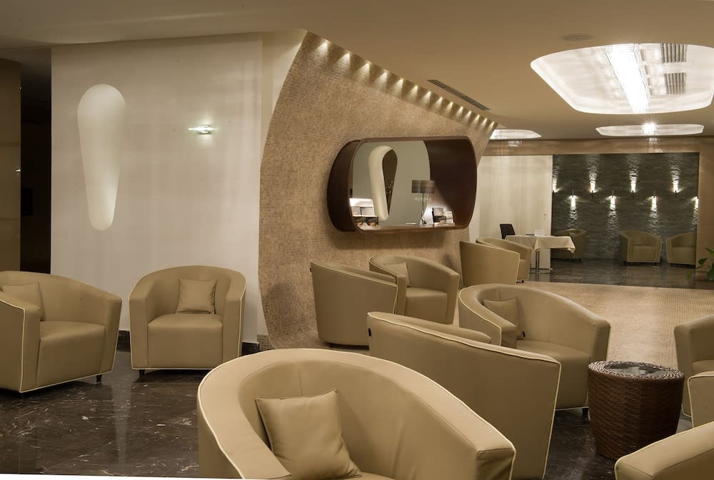 Main Palace Hotel 2