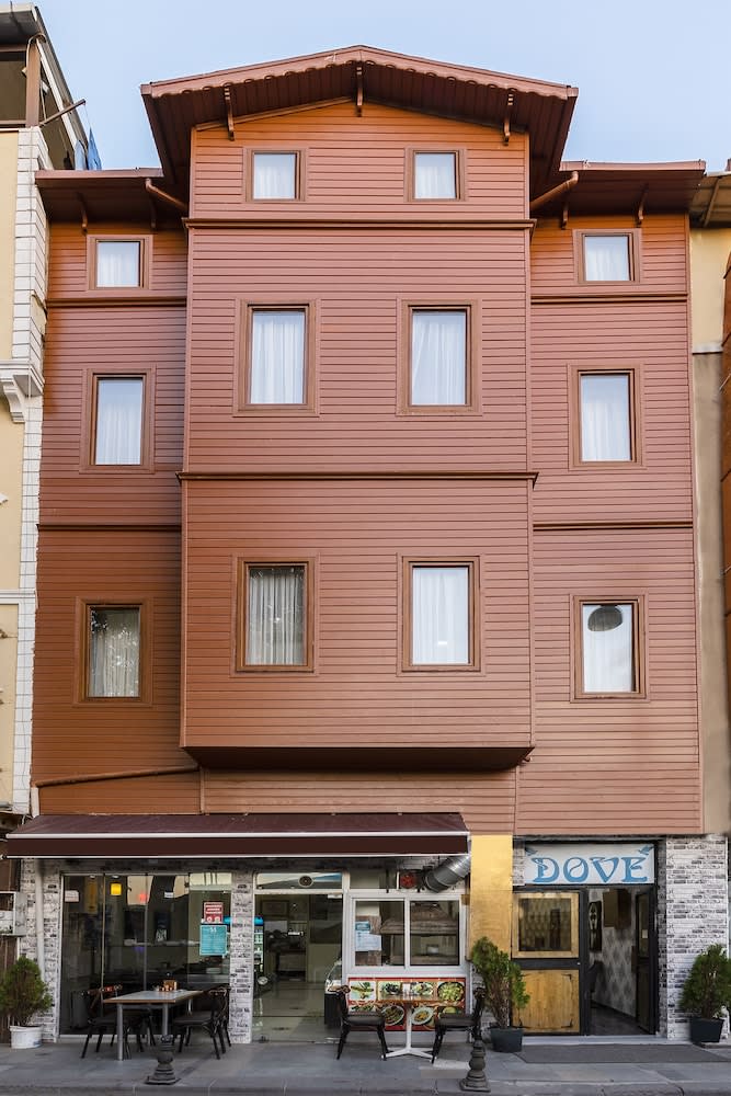 Astro Suites 1