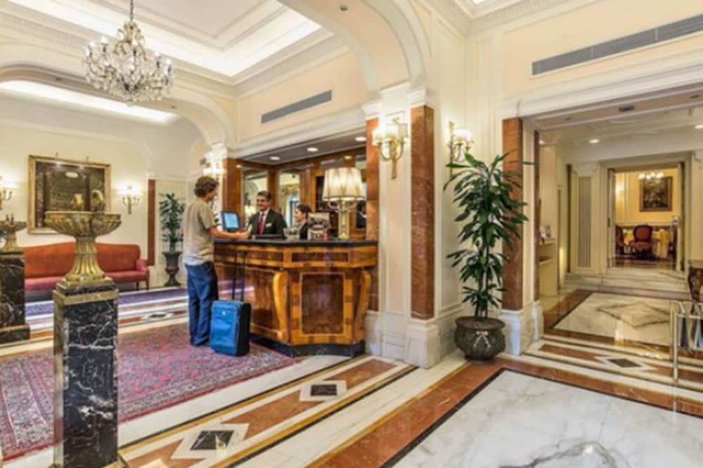 Albergo del Senato 4