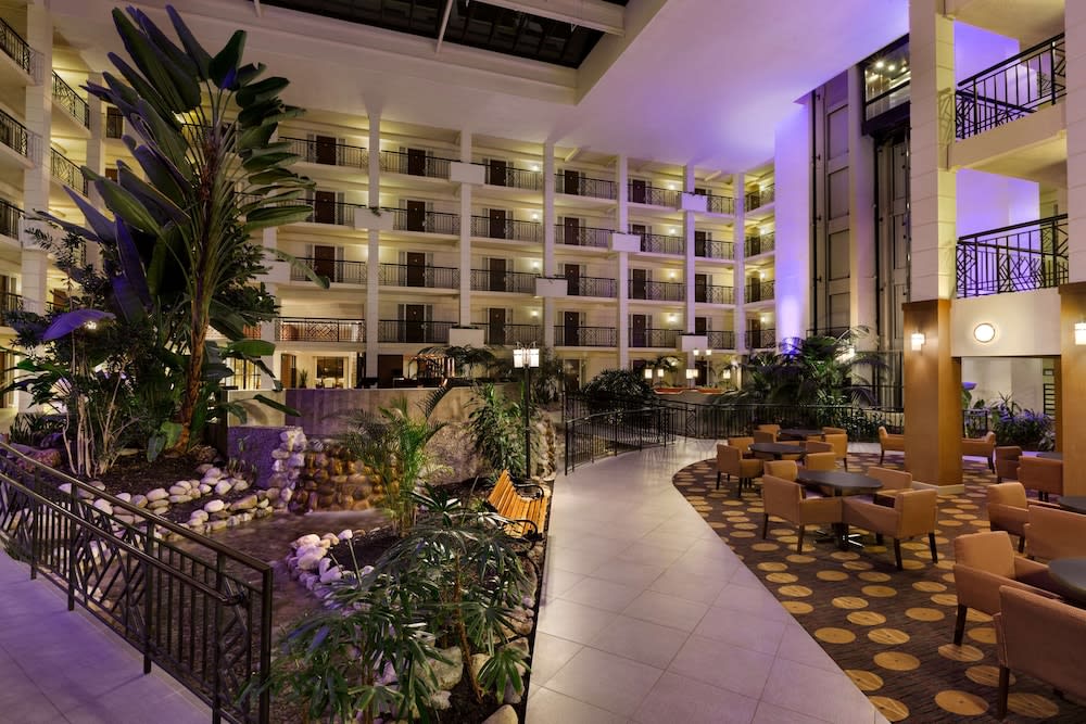 Embassy Suites by Hilton Piscataway Somerset 5