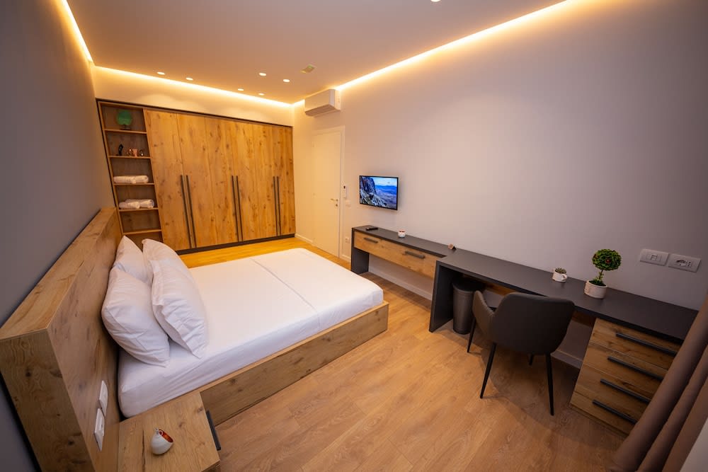 Central Chic Apartments 3