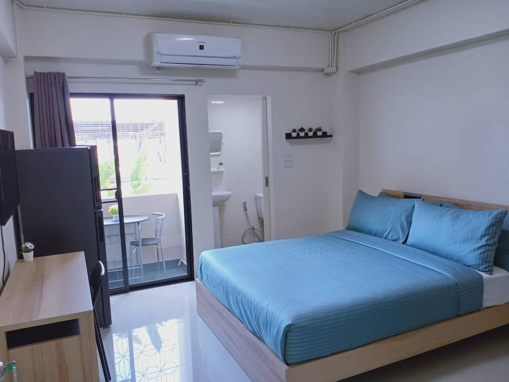 Penthouse Apartments 1