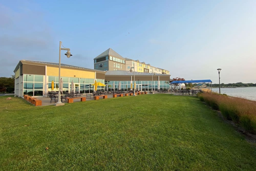 41 Lakefront Hotel, Trademark Collection by Wyndham 1