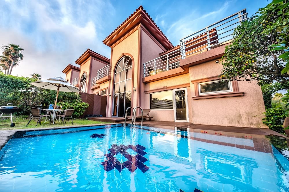 PalmValley Pool Villa Resort 2