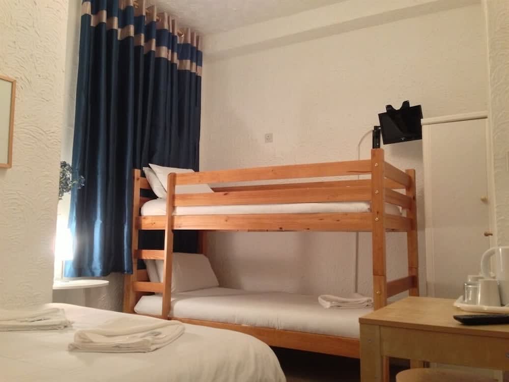 Wilsons Hotel - Blackpool Tower View 5