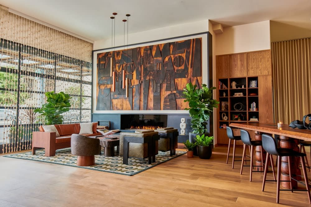 HOLLYWOOD VOLUME, a Tribute Portfolio Hotel 2