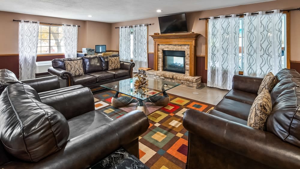 Best Western Dodgeville Inn & Suites 3