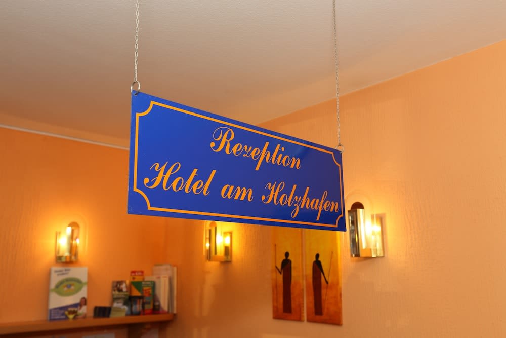 Hotel am Holzhafen 2