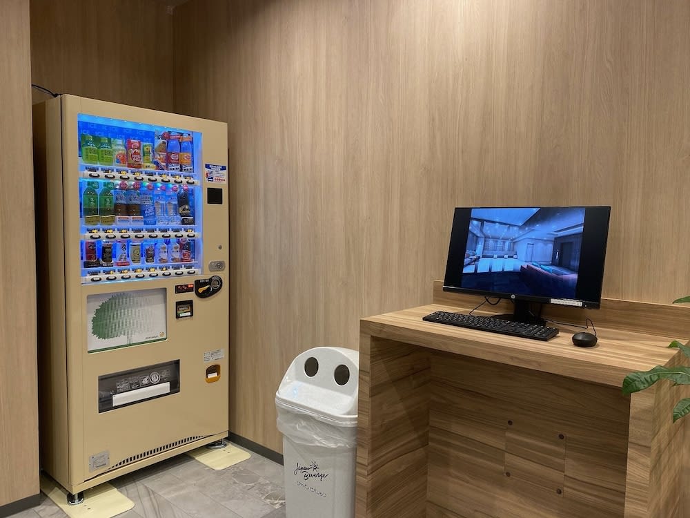 Smile Hotel Osaka Nakanoshima 4