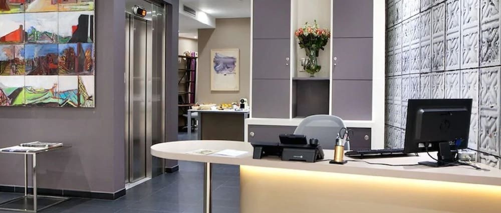 Serotel Suites Opera 2