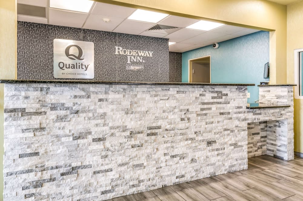 Quality Inn Poughkeepsie 3