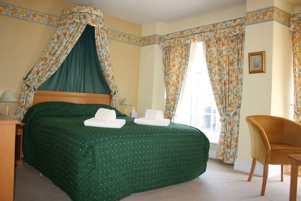 Yarn Market Hotel 2