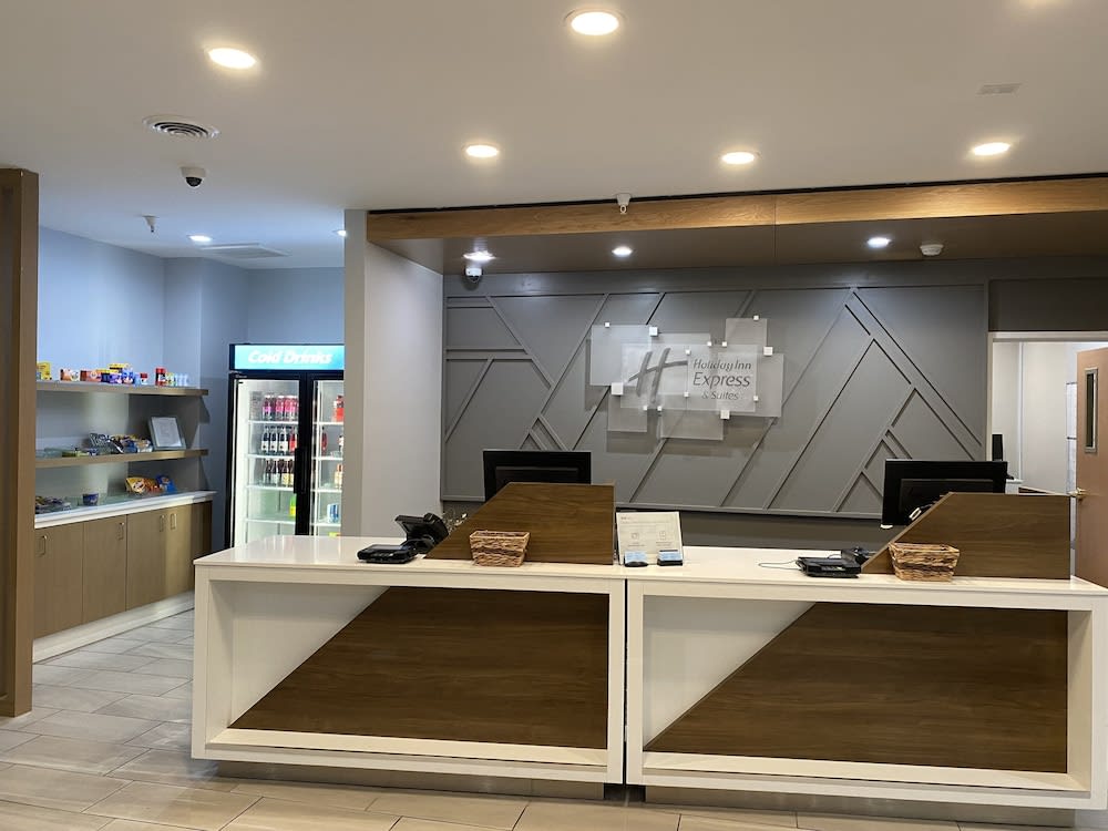Holiday Inn Express & Suites PLYMOUTH by IHG 2