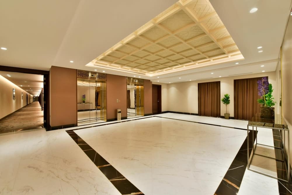 Bahrain Airport Hotel Airside Hotel for Transiting and Departing Passengers only 2