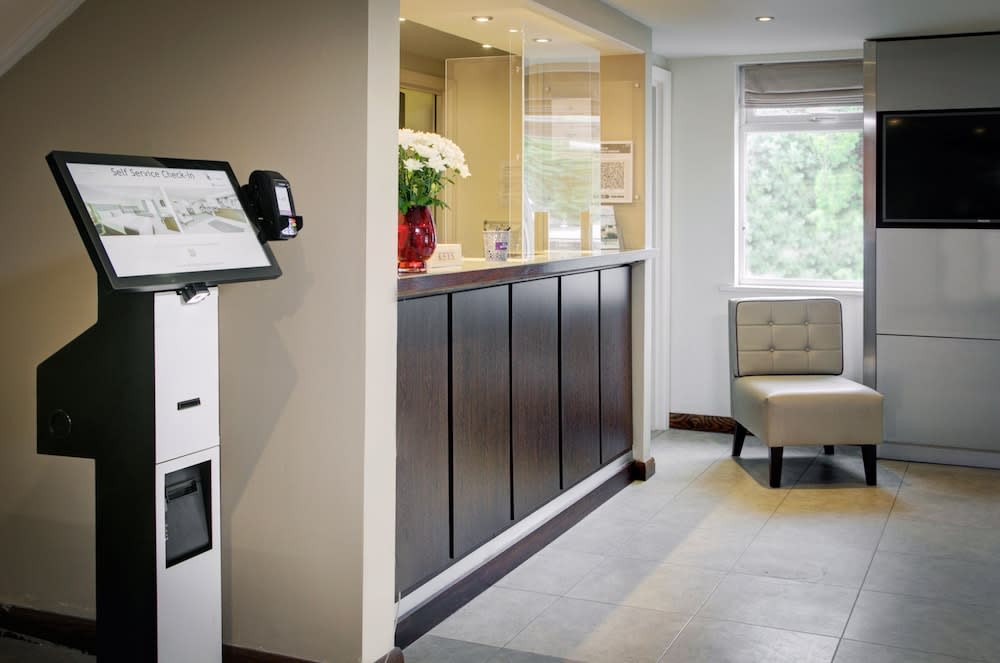 Fortune Huddersfield; Sure Hotel Collection by Best Western 2