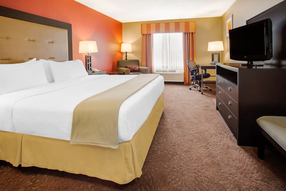 MUNCIE PLACE HOTEL & SUITES by IHG 2