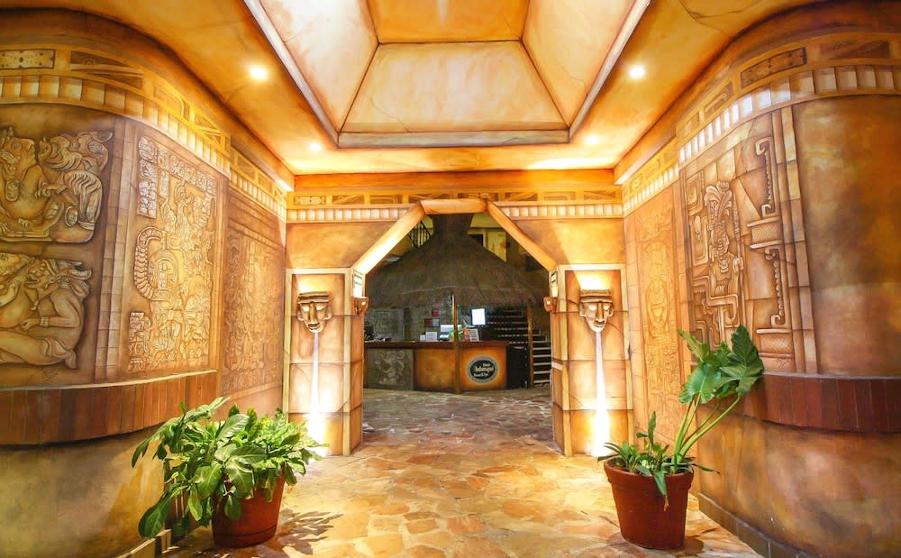 Hotel Xbalamqué & Spa Cancún Centro 2