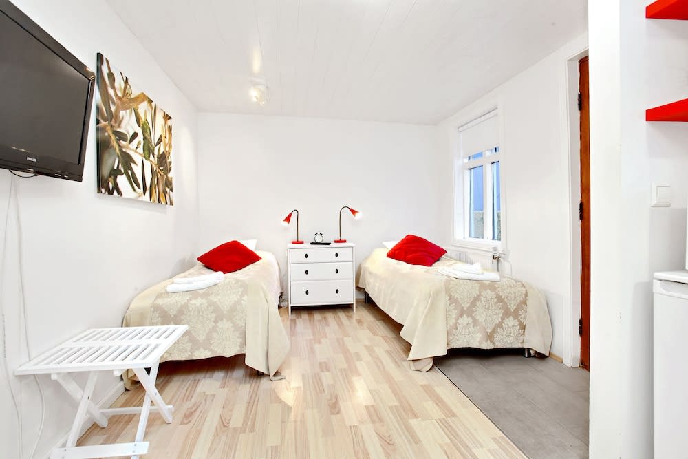 Alfred's Apartments 2