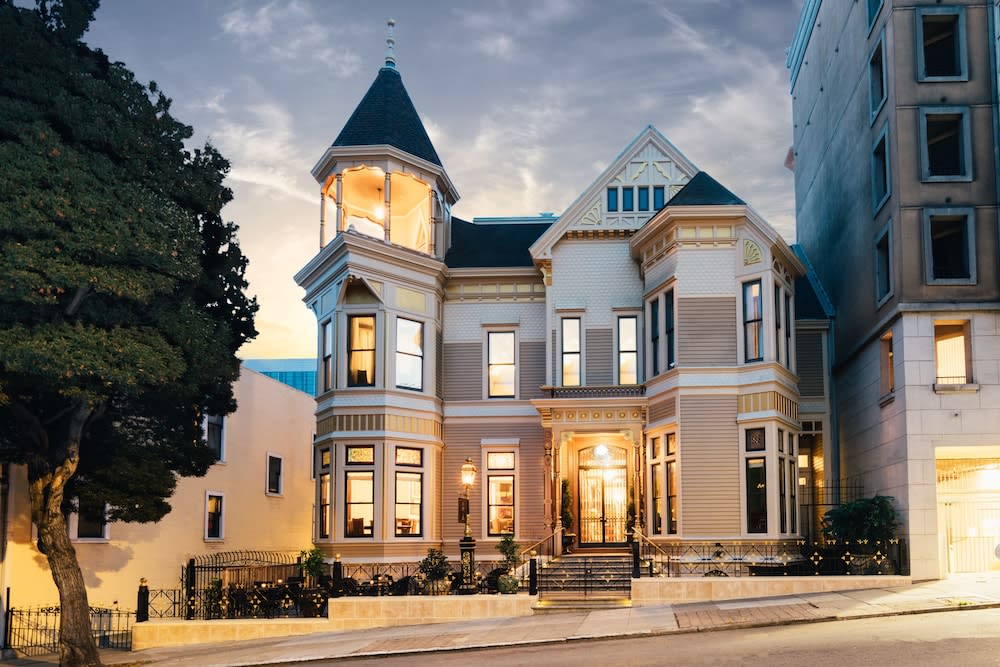 Neighbourgood Sutter Mansion 1