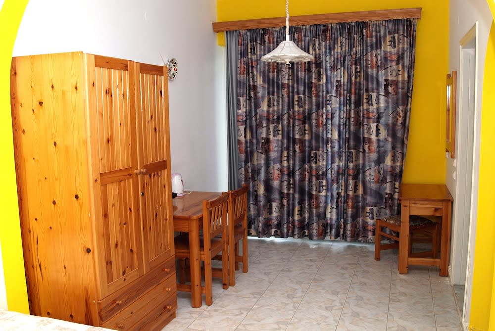 Marianthi Studios Stegna 2