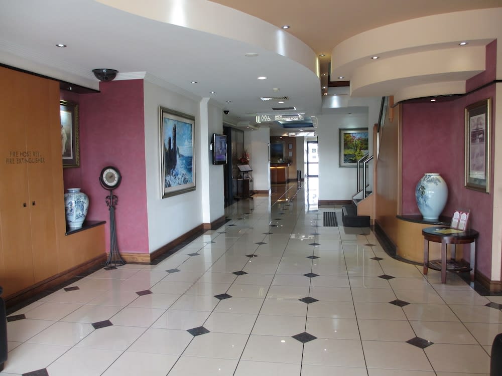 Springwood Tower Apartment Hotel 2
