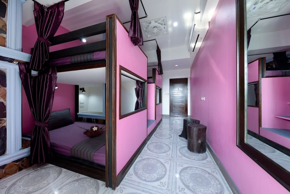 Kerton Hostel 1