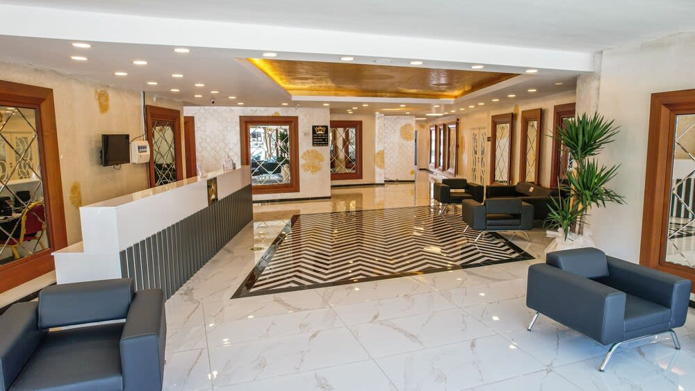 Grand Niki Hotel & Spa 5