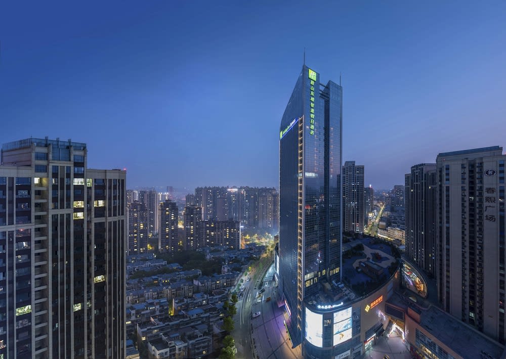 Holiday Inn Express Meishan Dongpo by IHG 1