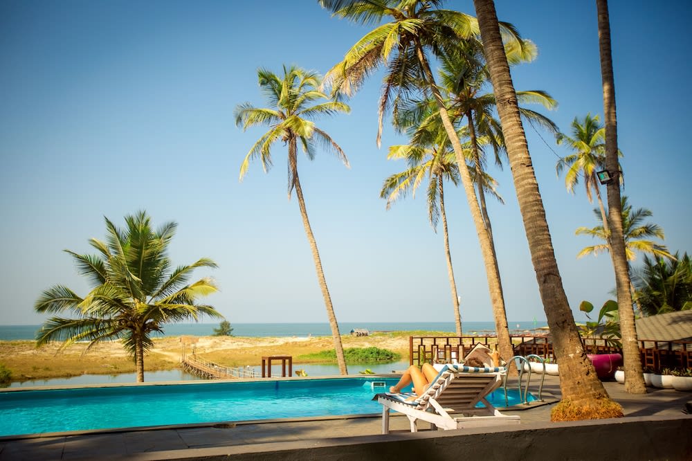 Riva Beach Resort 1