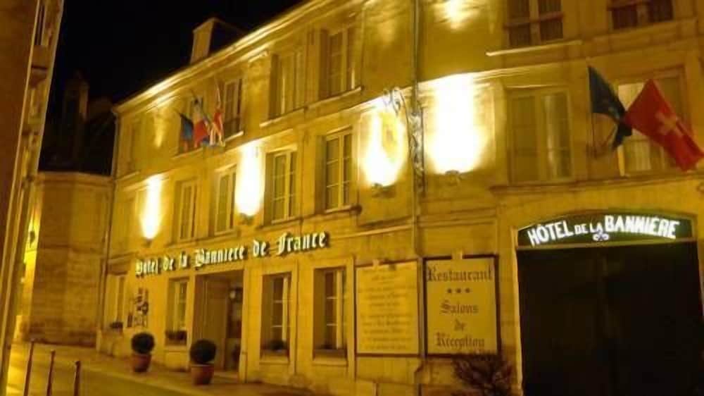 Hôtel De La Banniere De France 1