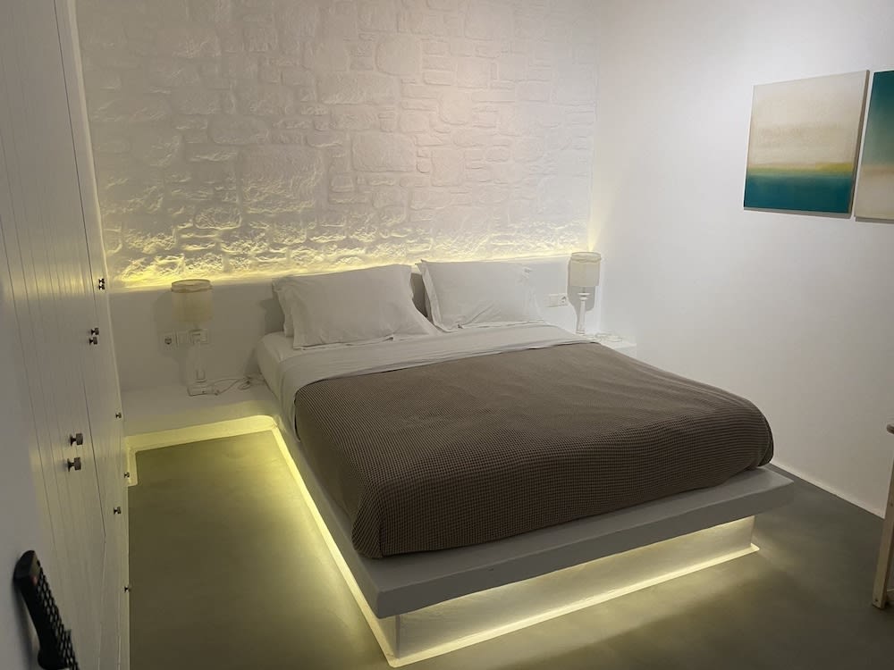 White Rock Suites & Villas 4