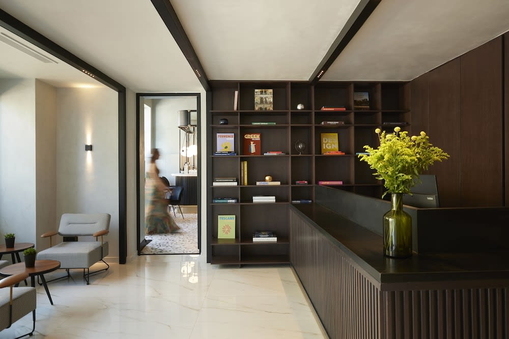 The Port Square Hotel 2
