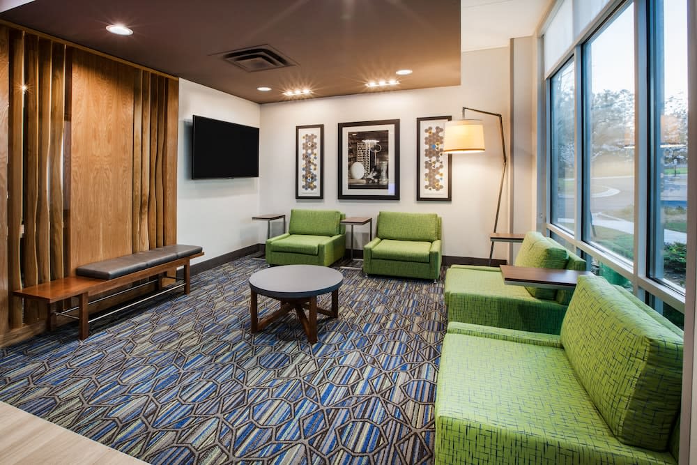 Holiday Inn Express & Suites MURRAY by IHG 2