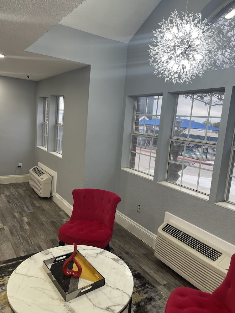 Super 8 by Wyndham San Antonio Downtown NE 5