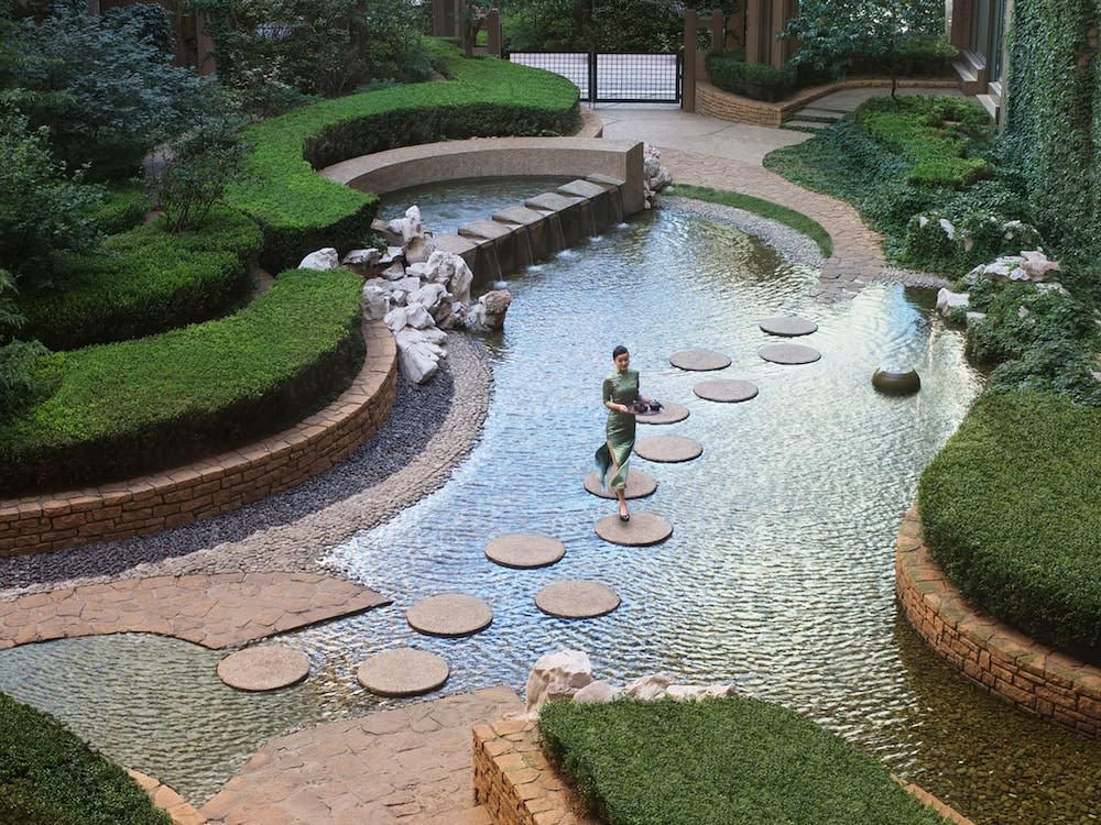 Shangri-La Dalian 1