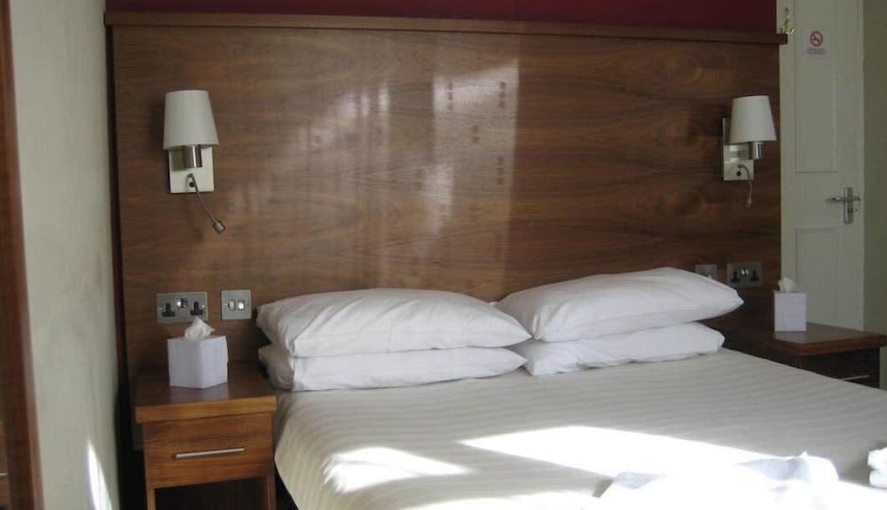 Wheatlands Lodge Hotel 4