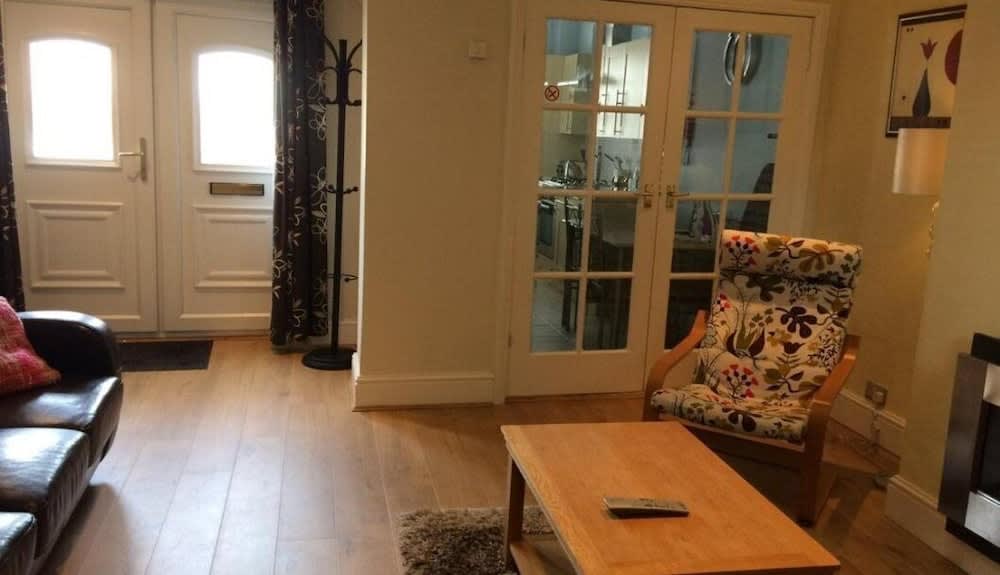 Wheatlands Lodge Hotel 2