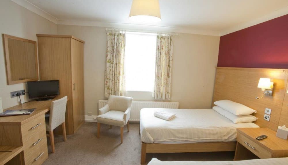 Wheatlands Lodge Hotel 3