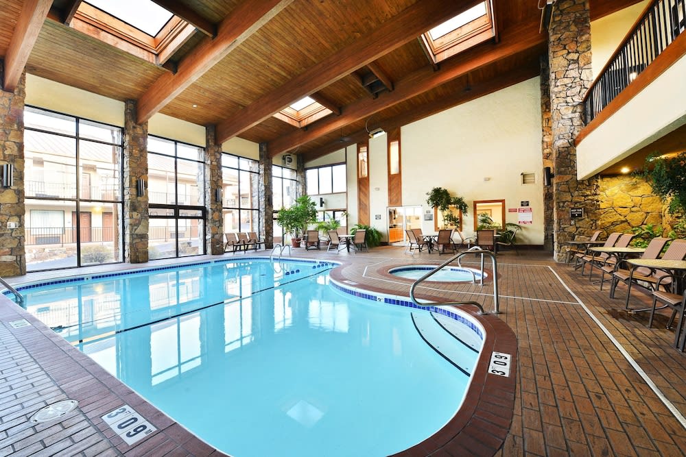 Best Western Center Pointe Inn 1
