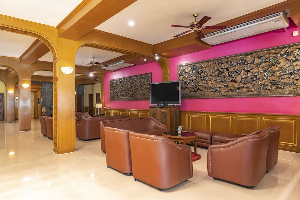 Sabai Inn 2