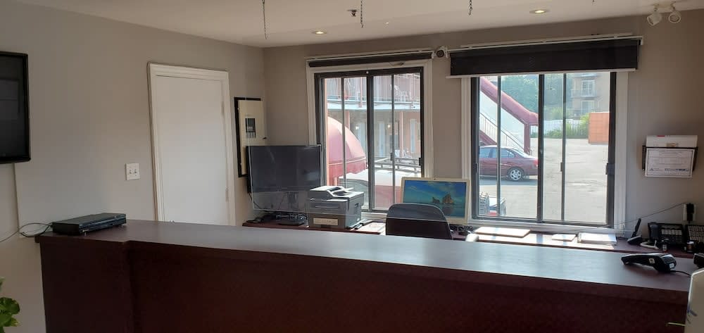 Motel Falcon 2