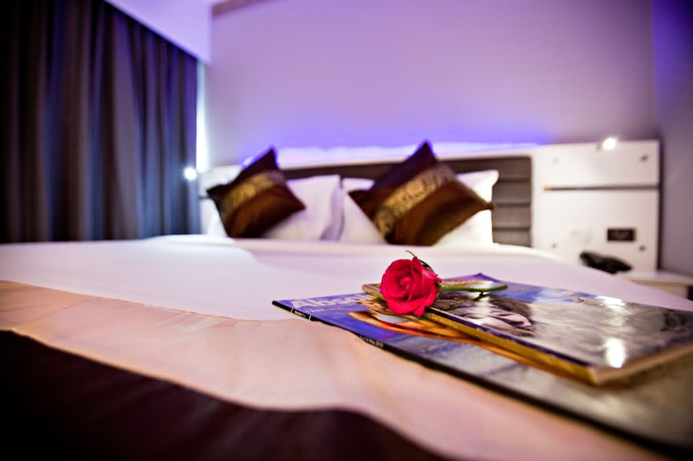 C & N Hotel Patong, Phuket 4