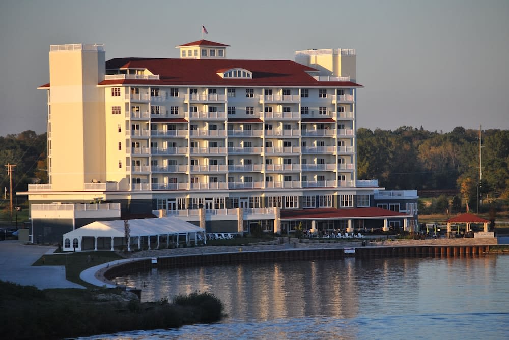 The Inn at Harbor Shores 1