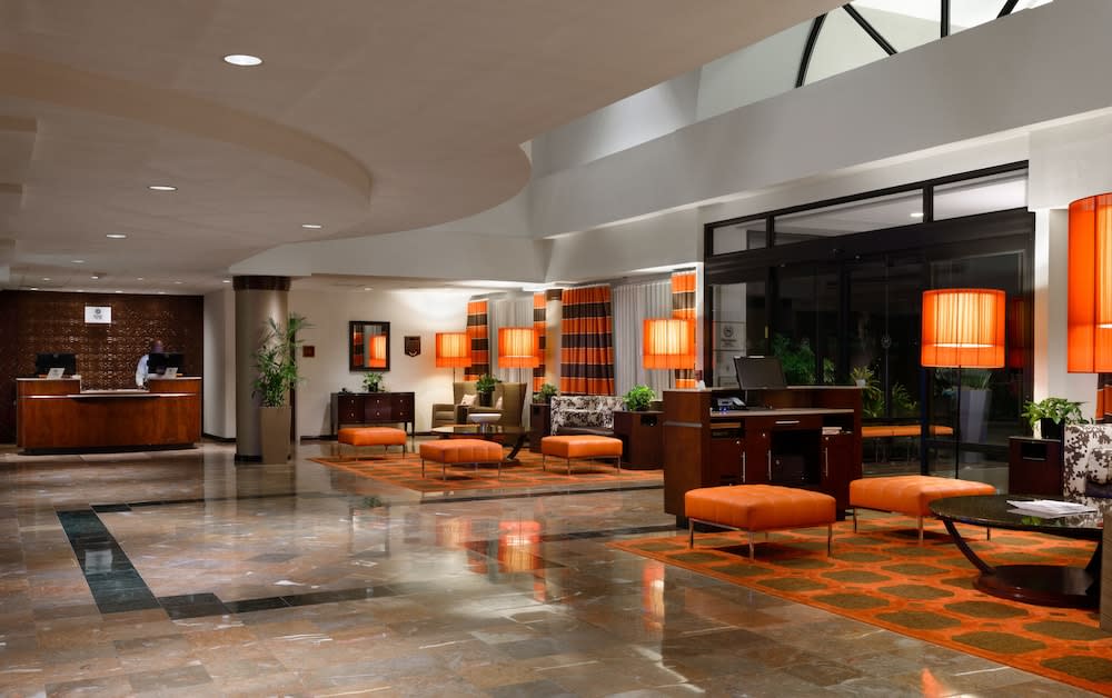Sheraton Suites Orlando Airport Hotel 2