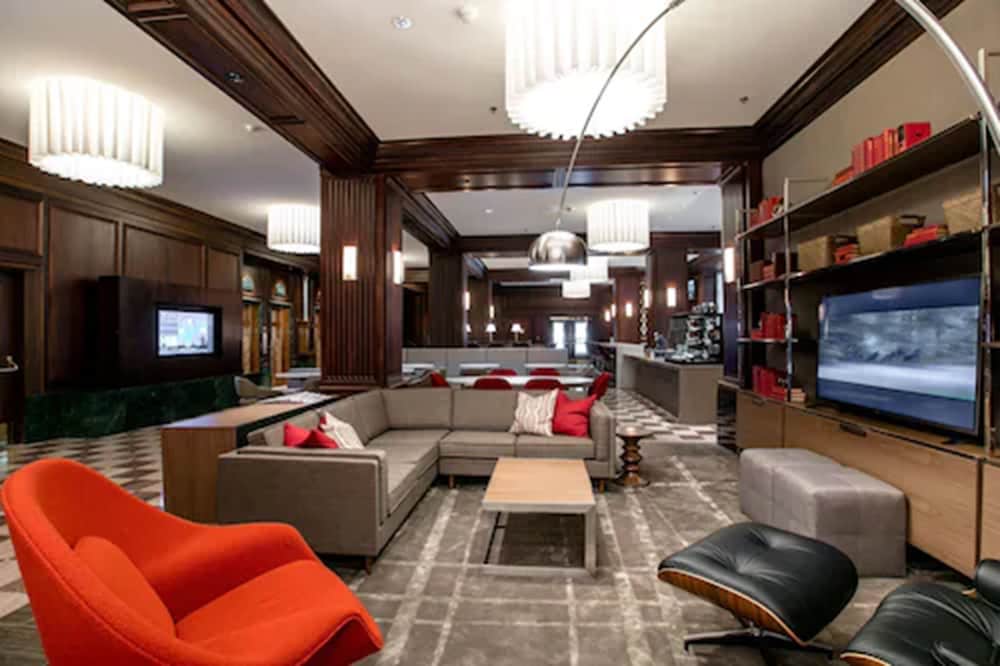 Courtyard St. Louis Downtown/Convention Center 4