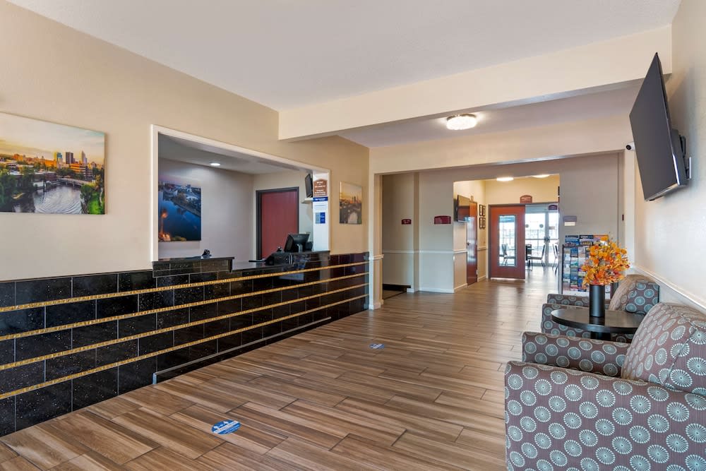 Best Western Governors Inn and Suites 2