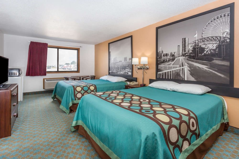Super 8 by Wyndham Bourbonnais/Kankakee Area 2